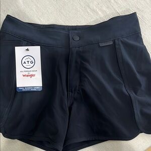 NWT Wrangler All Terrain Gear Black Athletic Shorts, Sz 4, Lightweight Quick Dry